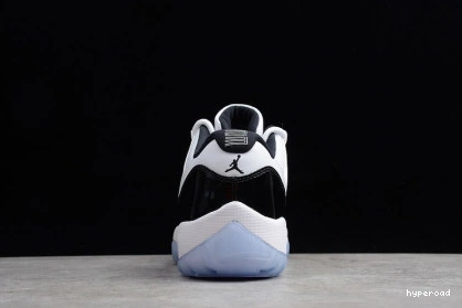 Hyperoad BLACK JORDAN MENS AIR 11 LOW WHITE RETRO 